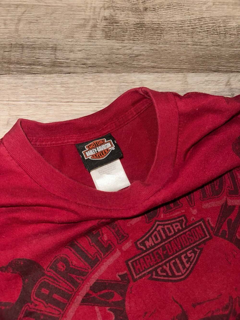 Harley-Davidson Red Skull and Wrench Graphic T-Shirt - Picture 4 of 4